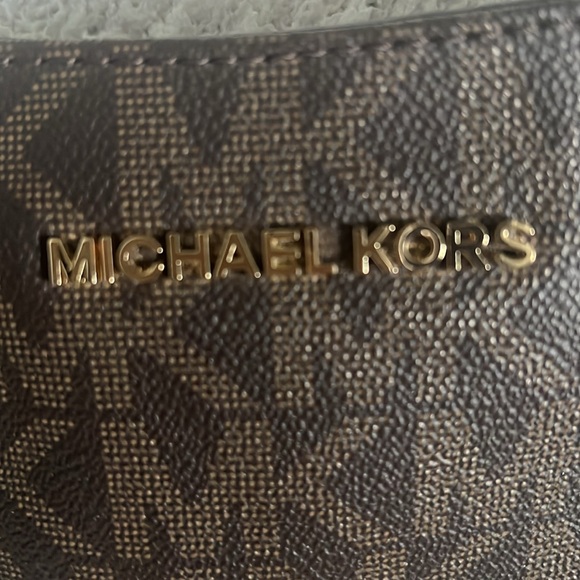 Michael Kors purse - Picture 4 of 5